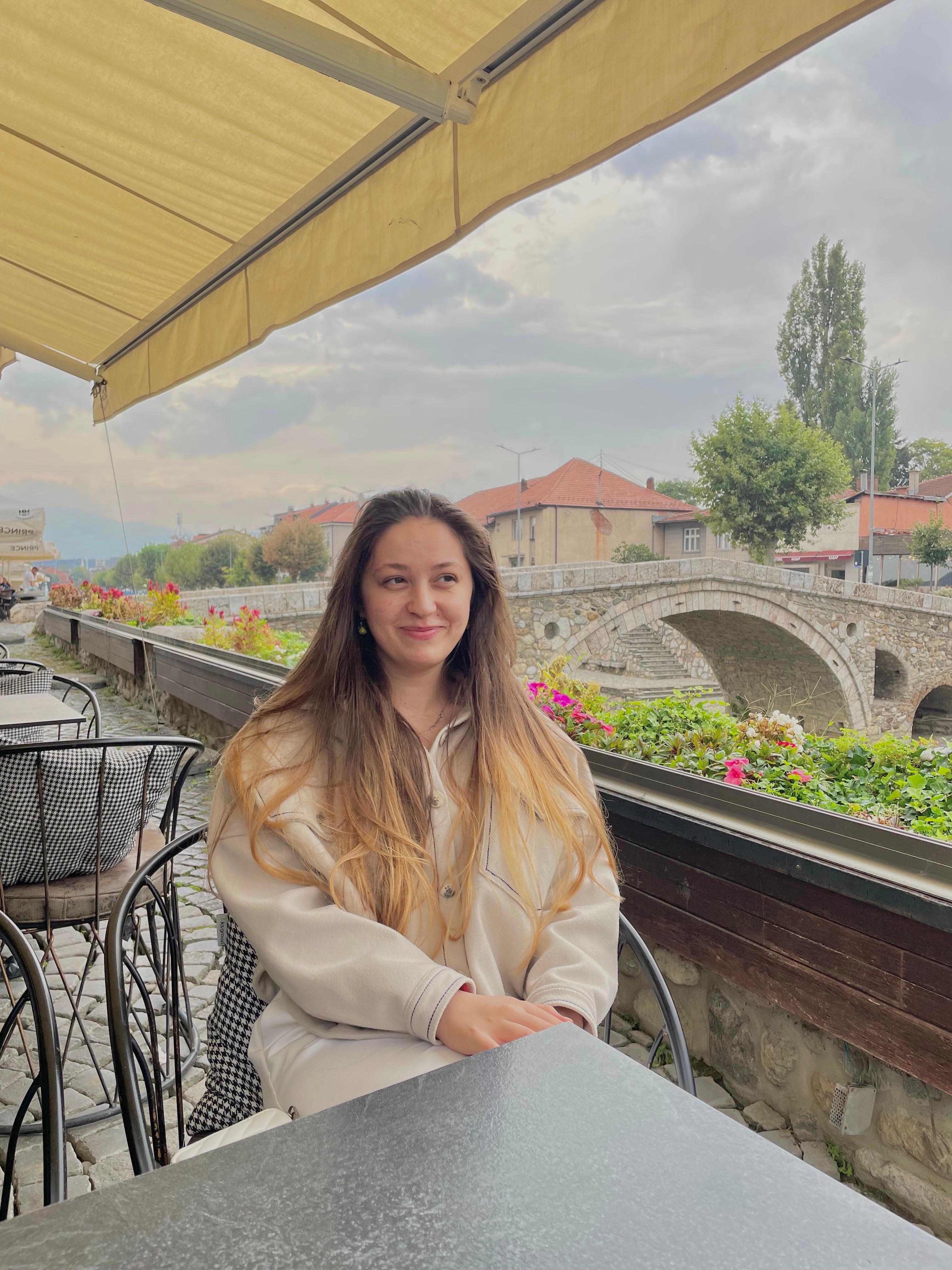 Psikolog Sinem Yakar